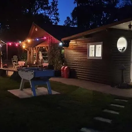 Camping Du Bois De Beaumard Kemping Pontchâteau