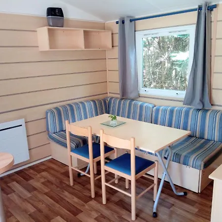 Camping Du Bois De Beaumard Kemping *